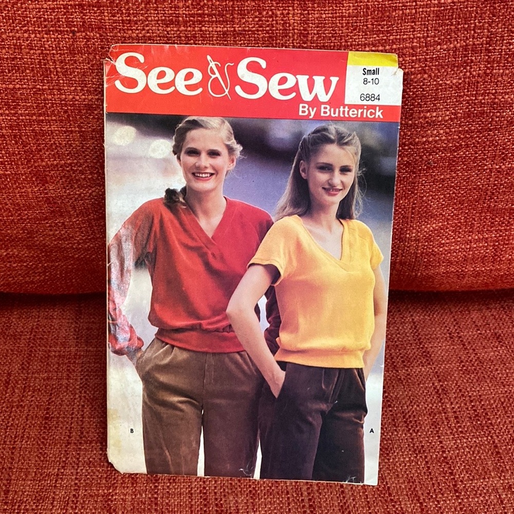 Vintage Lot of Sewing Patterns Lot #1 - Picture 2 of 11